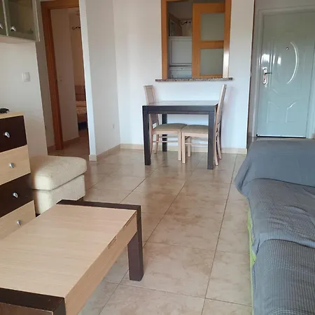 Daire Oropesa Twin Horizons